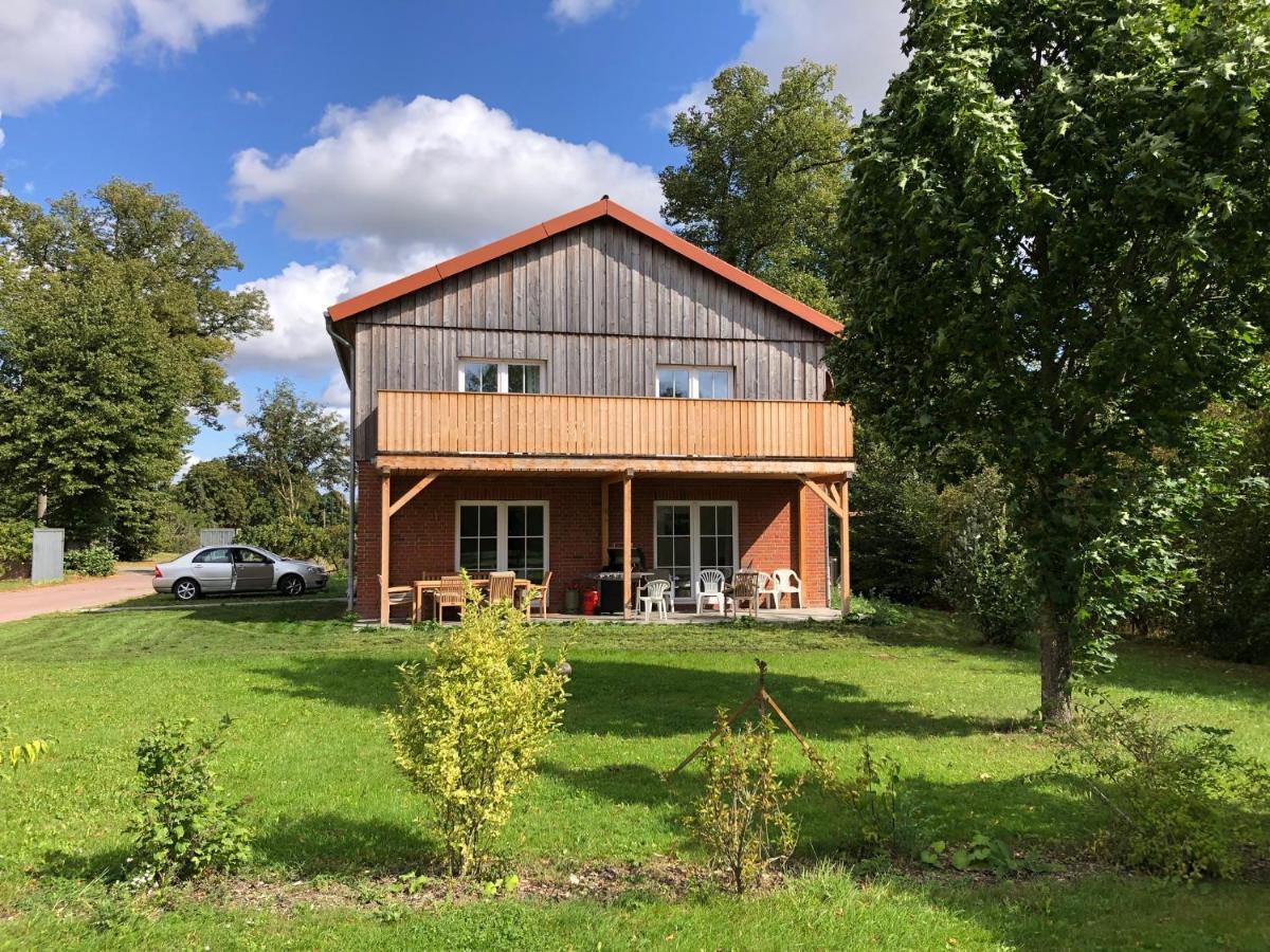 Farm-Chalet Renzow エクステリア 写真